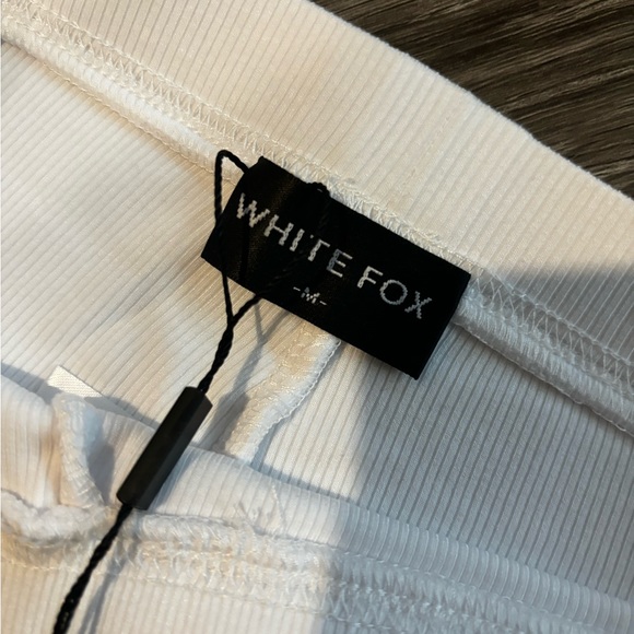 White Fox | Hoodie & Biker Shorts - Picture 4 of 7